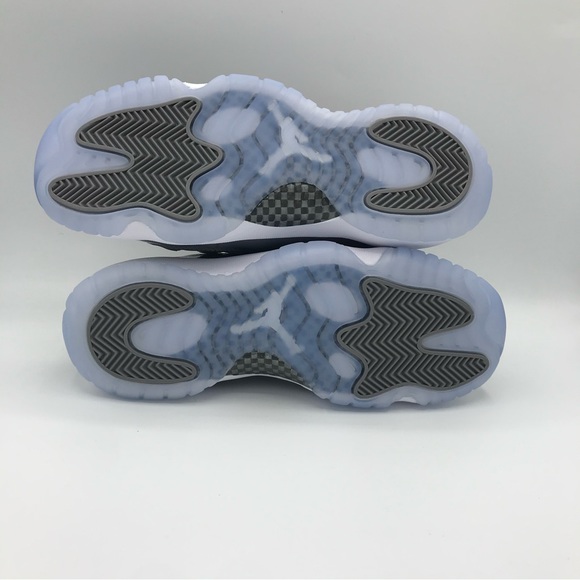 NWB Jordan 11 Retro GS Cool Grey 2021 Sneakers - Picture 6 of 9